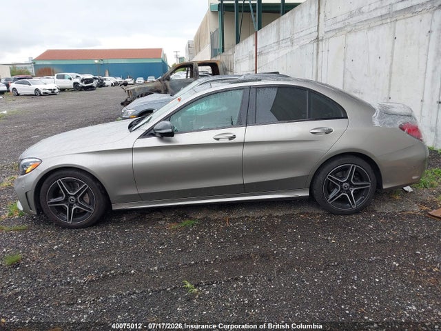 2020 Mercedes-benz C 300 4matic მანქანა იყიდება აუქციონზე, vin: 55SWF8EBXLU333425, აუქციონის ნომერი: 40075012
