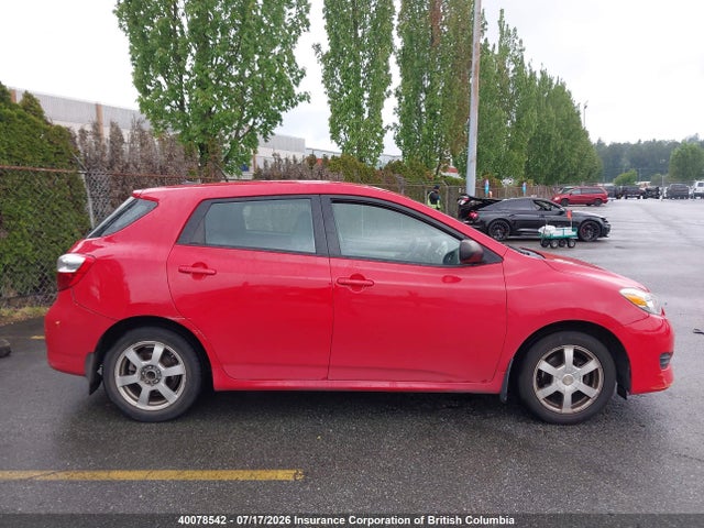 40078542 :رقم المزاد ، 2T1KU4EEXBC581864 vin ، 2011 Toyota Corolla Matrix مزاد بيع
