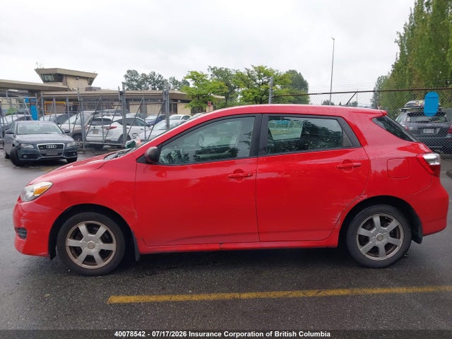 40078542 :رقم المزاد ، 2T1KU4EEXBC581864 vin ، 2011 Toyota Corolla Matrix مزاد بيع