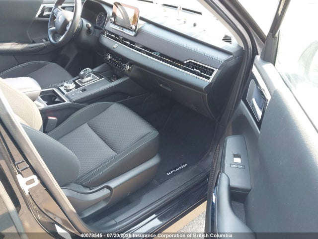 JA4J4UA8XPZ609746 Mitsubishi Outlander Le/le Premium/noir/se/sel