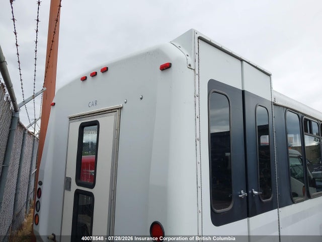 Продажа на аукционе авто 2003 Ford Econoline E350 Super Duty Ctway Van, vin: 1FDWE35L03HB44777, номер лота: 40078548