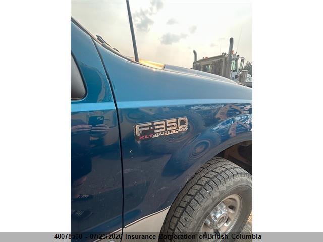 40078560 :رقم المزاد ، 1FTSX31L12EB40496 vin ، 2002 Ford F350 مزاد بيع