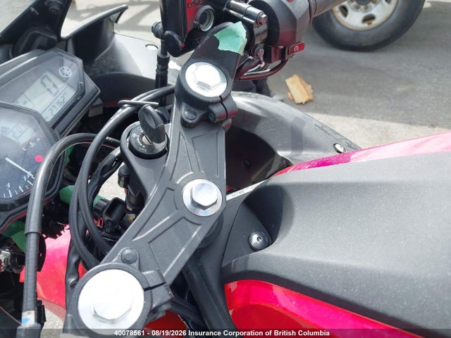 Yamaha YZFR3 2015 MH3RH06N3FK002651 Image 11