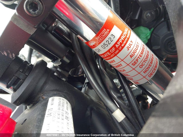 Yamaha YZFR3 2015 MH3RH06N3FK002651 Image 17