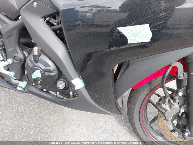 Yamaha YZFR3 2015 MH3RH06N3FK002651 Image 19