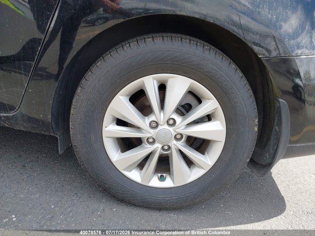 KIA SEDONA LX 2018 KNDMB5C1XJ6384316 Image 19