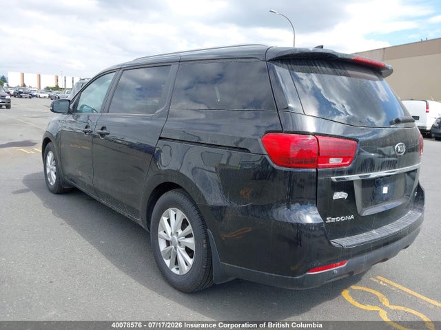 KIA SEDONA LX 2018 KNDMB5C1XJ6384316 Image 3