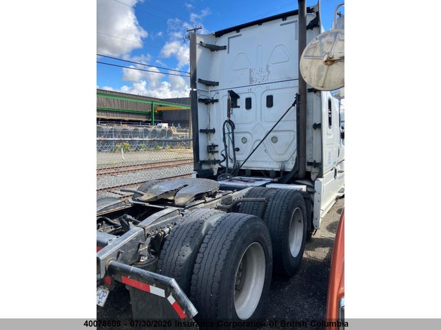 Freightliner Cascadia 125 2017 3AKJGLDR2HSHP7235 Image 4