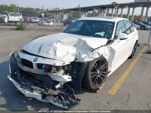 BMW 3-SERIES 2015 WBA3B9C58FF589613 Image 2