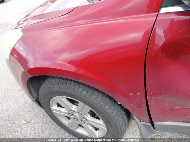 40061724 :رقم المزاد ، 1GNLVFED0AJ258602 vin ، 2010 Chevrolet Traverse Lt مزاد بيع