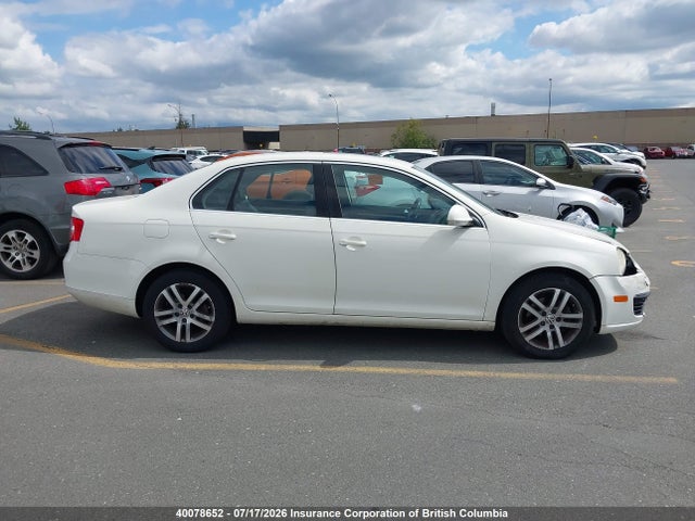 2006 Volkswagen Jetta მანქანა იყიდება აუქციონზე, vin: 3VWDF31K86M836255, აუქციონის ნომერი: 40078652