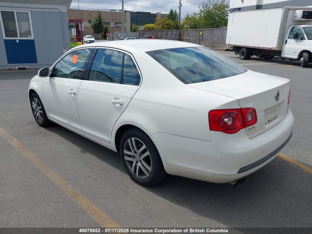 2006 Volkswagen Jetta მანქანა იყიდება აუქციონზე, vin: 3VWDF31K86M836255, აუქციონის ნომერი: 40078652