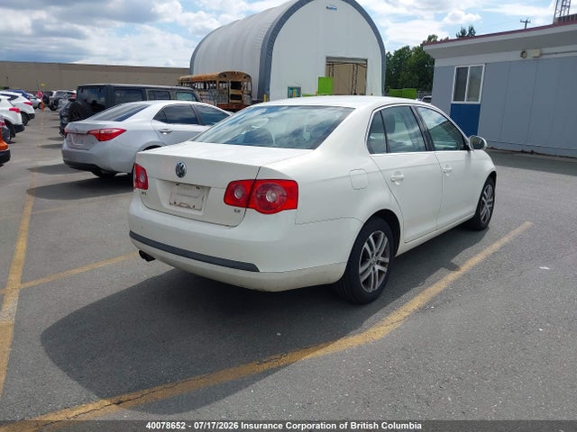 2006 Volkswagen Jetta მანქანა იყიდება აუქციონზე, vin: 3VWDF31K86M836255, აუქციონის ნომერი: 40078652