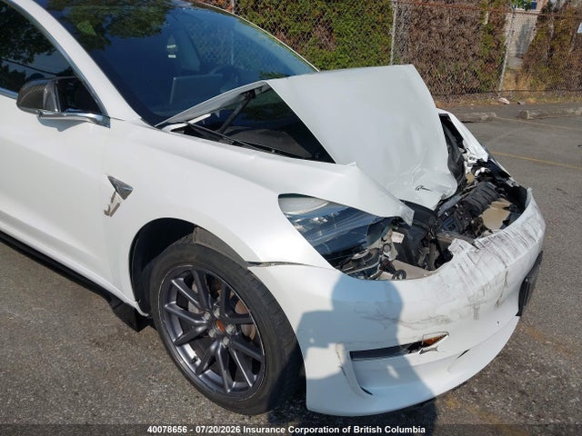 5YJ3E1EA2LF625818 Tesla MODEL 3