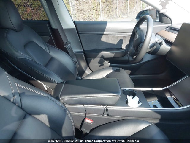 5YJ3E1EA2LF625818 Tesla MODEL 3