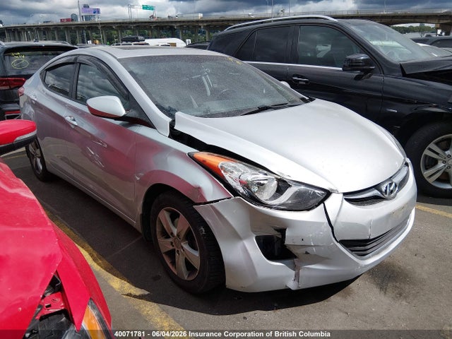 Продажа на аукционе авто 2013 Hyundai Elantra Gls/limited, vin: 5NPDH4AE8DH395856, номер лота: 40071781