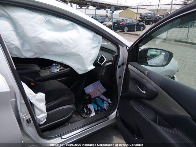 40072141 :رقم المزاد ، 5N1AZ2MH7FN277709 vin ، 2015 Nissan Murano S/sl/sv/platinum مزاد بيع