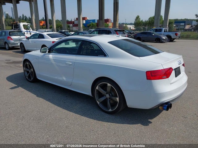 2014 Audi A5 Premium Plus მანქანა იყიდება აუქციონზე, vin: WAUWFBFR7EA027382, აუქციონის ნომერი: 40072251