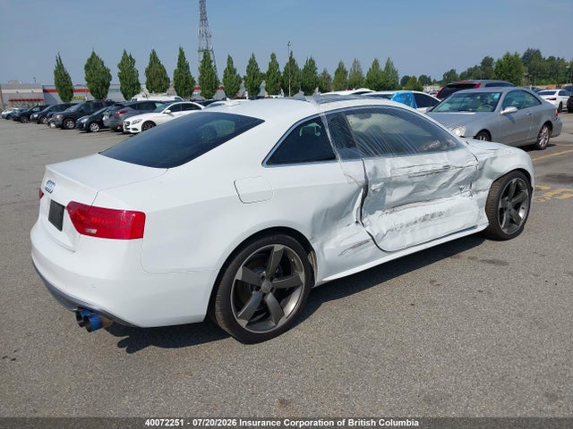 2014 Audi A5 Premium Plus მანქანა იყიდება აუქციონზე, vin: WAUWFBFR7EA027382, აუქციონის ნომერი: 40072251