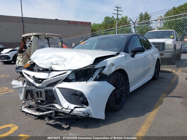 Toyota Camry 2022 4T1K31AK2NU037620 Image 2