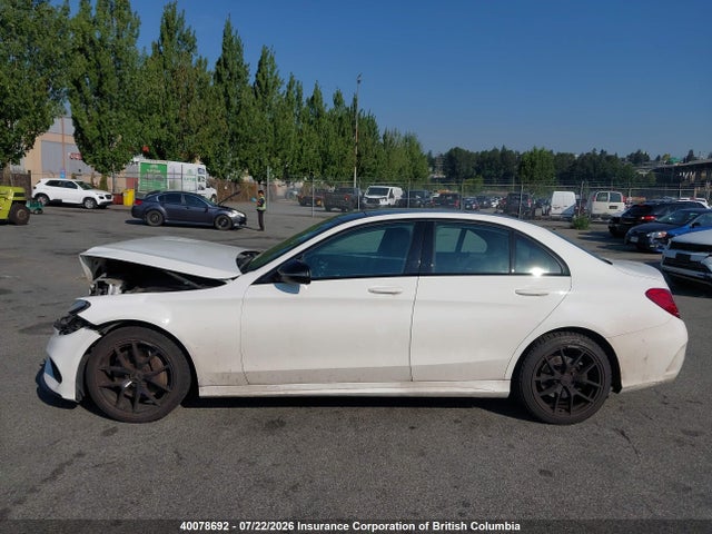2016 Mercedes-benz C 300 4matic მანქანა იყიდება აუქციონზე, vin: 55SWF4KBXGU167331, აუქციონის ნომერი: 40078692