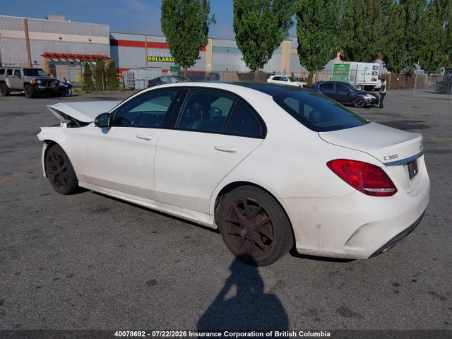 2016 Mercedes-benz C 300 4matic მანქანა იყიდება აუქციონზე, vin: 55SWF4KBXGU167331, აუქციონის ნომერი: 40078692