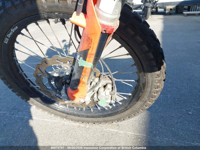 KTM 690 Enduro R 2019 VBKLEV409KM746785 Image 14
