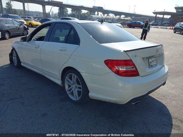 40078741 :رقم المزاد ، WDDGF8FB4CA638308 vin ، 2012 Mercedes-benz C 250 4matic مزاد بيع