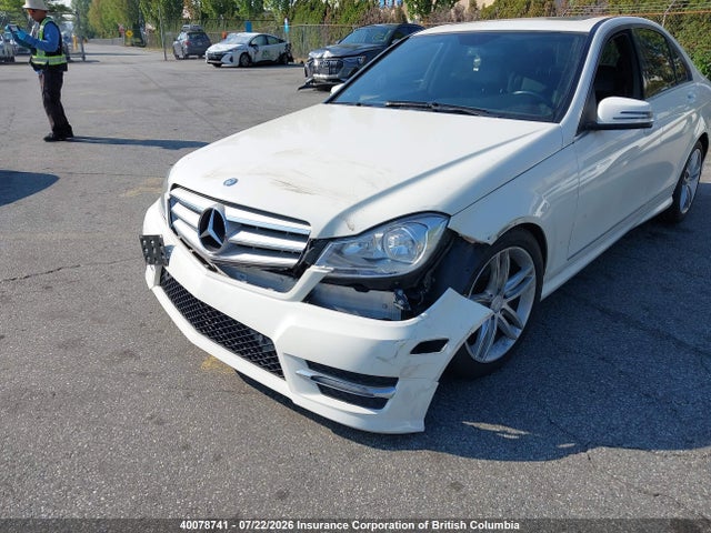Продажа на аукционе авто 2012 Mercedes-benz C 250 4matic, vin: WDDGF8FB4CA638308, номер лота: 40078741