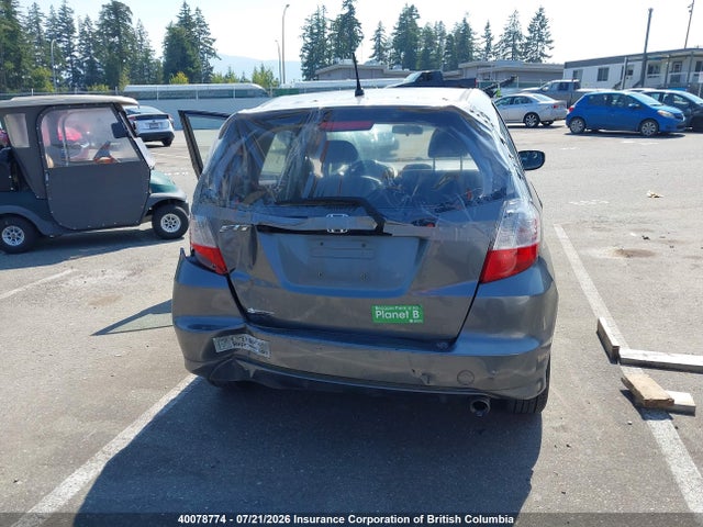 2013 Honda Fit მანქანა იყიდება აუქციონზე, vin: LUCGE8H76D3010516, აუქციონის ნომერი: 40078774