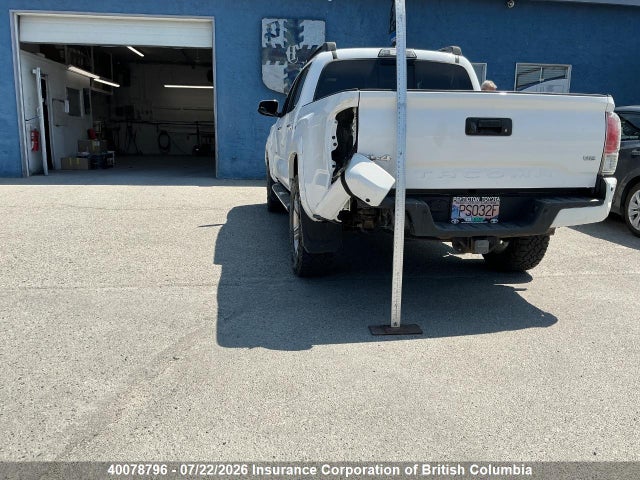 5TFGZ5AN9JX128404 Toyota Tacoma Limited/trd Off Road