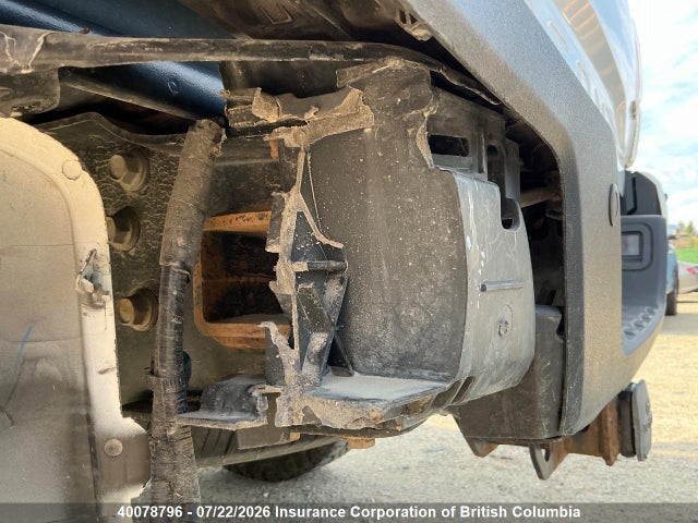 5TFGZ5AN9JX128404 Toyota Tacoma Limited/trd Off Road