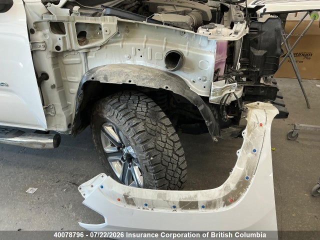 5TFGZ5AN9JX128404 Toyota Tacoma Limited/trd Off Road
