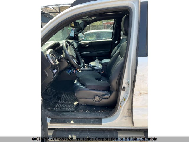 5TFGZ5AN9JX128404 Toyota Tacoma Limited/trd Off Road