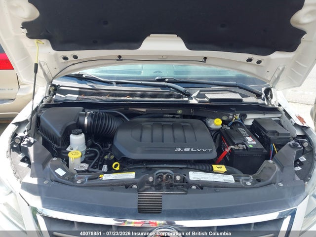 Aukcja sprzedaży 2011 Volkswagen Routan Sel, vin: 2V4RW5DG5BR696296, numer aukcji: 40078851