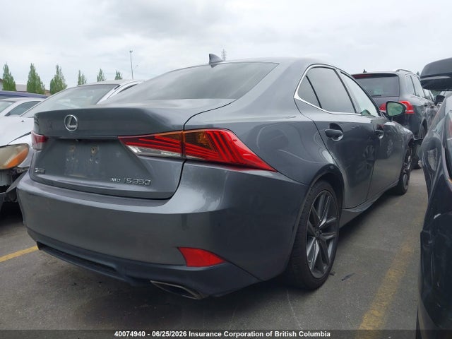 Lexus IS 350 2017 JTHCE1D22H5013314 Image 4