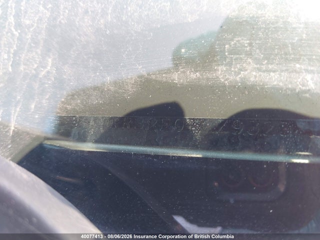 40077413 :رقم المزاد ، 2T1KR32E04C793238 vin ، 2004 Toyota Corolla Matrix Xr مزاد بيع