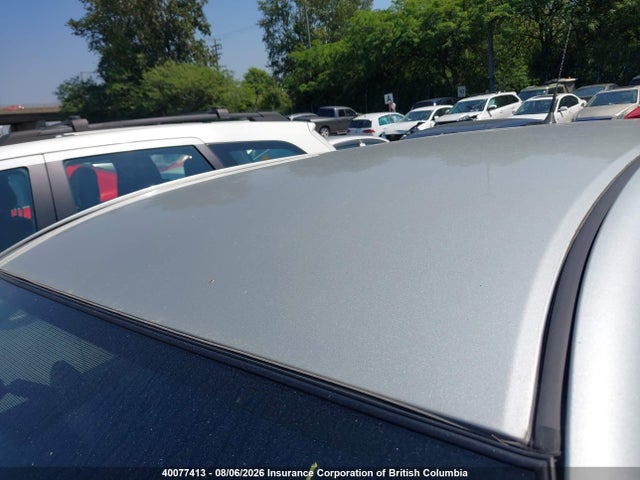 40077413 :رقم المزاد ، 2T1KR32E04C793238 vin ، 2004 Toyota Corolla Matrix Xr مزاد بيع