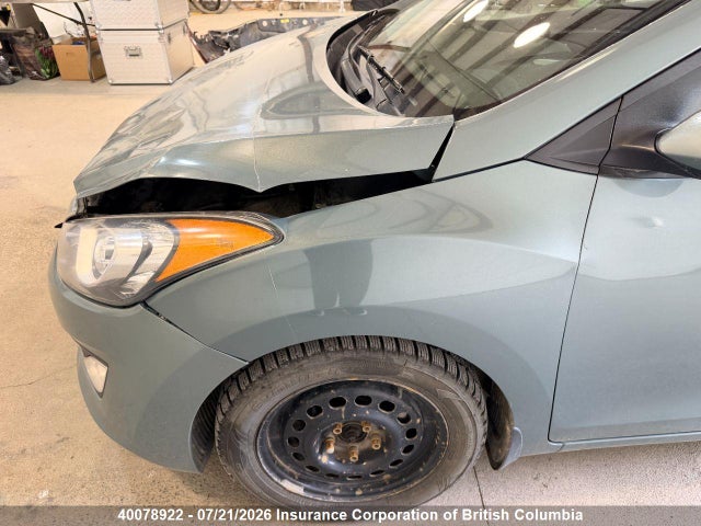 2013 Hyundai Elantra Gt მანქანა იყიდება აუქციონზე, vin: KMHD35LE1DU100244, აუქციონის ნომერი: 40078922