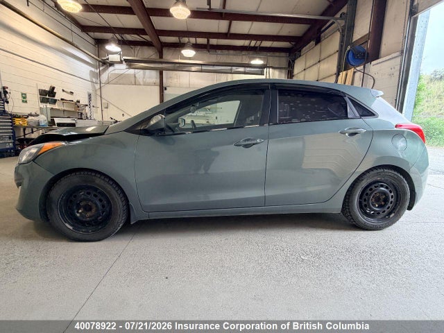2013 Hyundai Elantra Gt მანქანა იყიდება აუქციონზე, vin: KMHD35LE1DU100244, აუქციონის ნომერი: 40078922