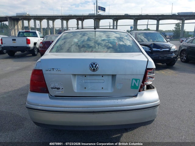 2001 Volkswagen Jetta მანქანა იყიდება აუქციონზე, vin: 3VWSP29M31M100692, აუქციონის ნომერი: 40078951
