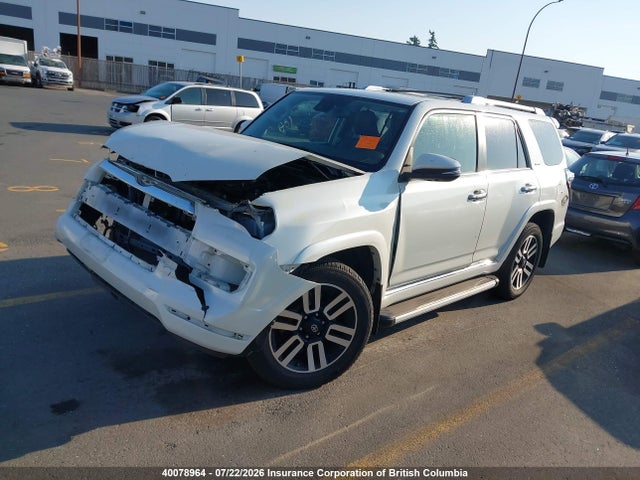 Toyota 4runner Limited 2022 JTEKU5JR5N6085229 Image 2