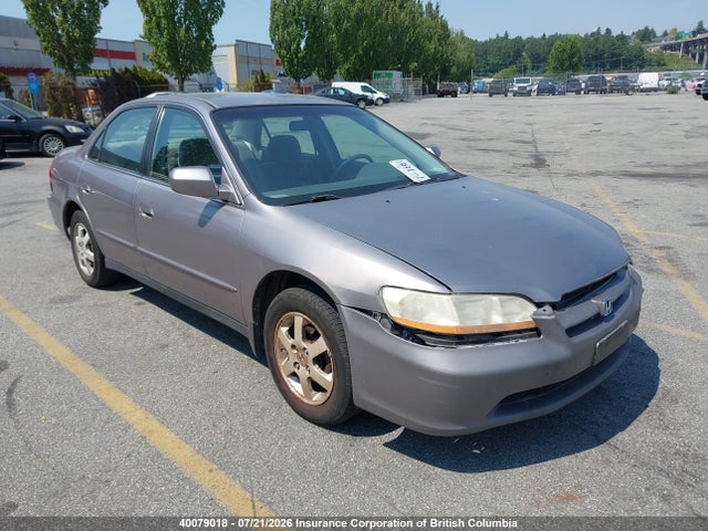 40079018 :رقم المزاد ، 1HGCG5670YA808155 vin ، 2000 Honda Accord Se مزاد بيع