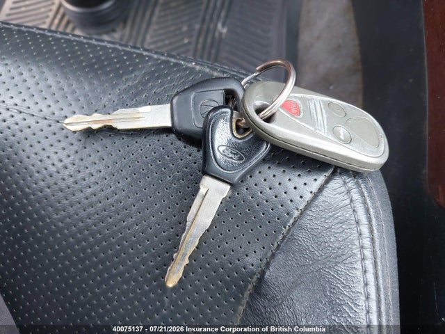 40075137 :رقم المزاد ، 2HHES35832H001624 vin ، 2002 Acura 1.7el Premium مزاد بيع