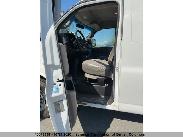 GMC Savana 2500 1wt 2016 1GTW7AFF8G1264370 Image 8