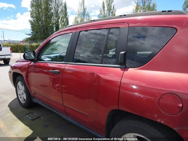 40072614 :رقم المزاد ، 1J8FF47WX8D564116 vin ، 2008 Jeep Compass Sport مزاد بيع