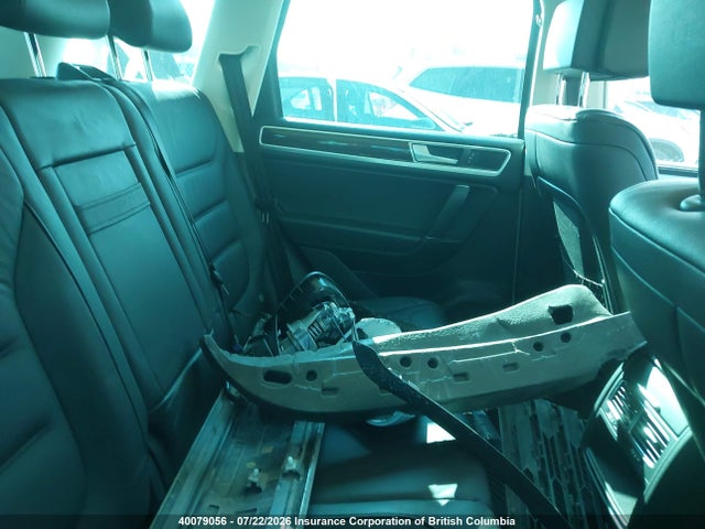 2015 Volkswagen Touareg V6 Tdi მანქანა იყიდება აუქციონზე, vin: WVGEP9BPXFD004327, აუქციონის ნომერი: 40079056