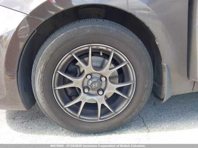 KMHCT5AE7FU227517 Hyundai ACCENT GS