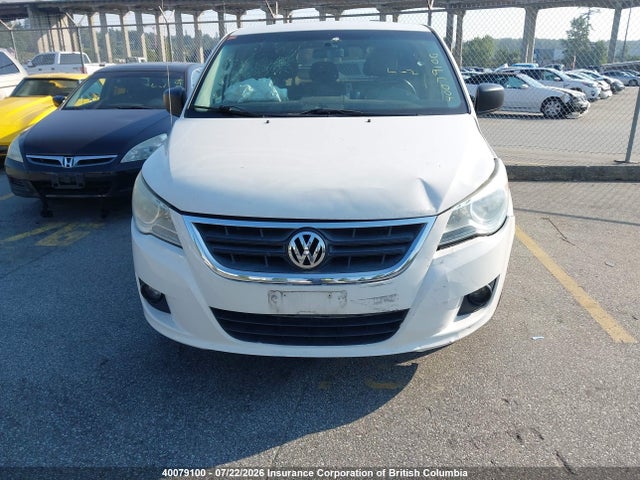 Aukcja sprzedaży 2010 Volkswagen Routan S, vin: 2V4RW4DX1AR227215, numer aukcji: 40079100