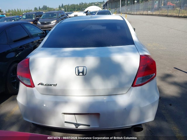 40074576 :رقم المزاد ، 1HGCS1B87BA800986 vin ، 2011 Honda Accord Exl مزاد بيع